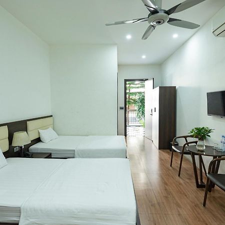 Hotel Khach San Det à Nam Dinh Extérieur photo