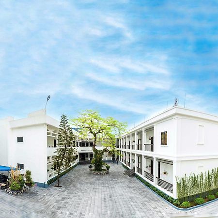 Hotel Khach San Det à Nam Dinh Extérieur photo