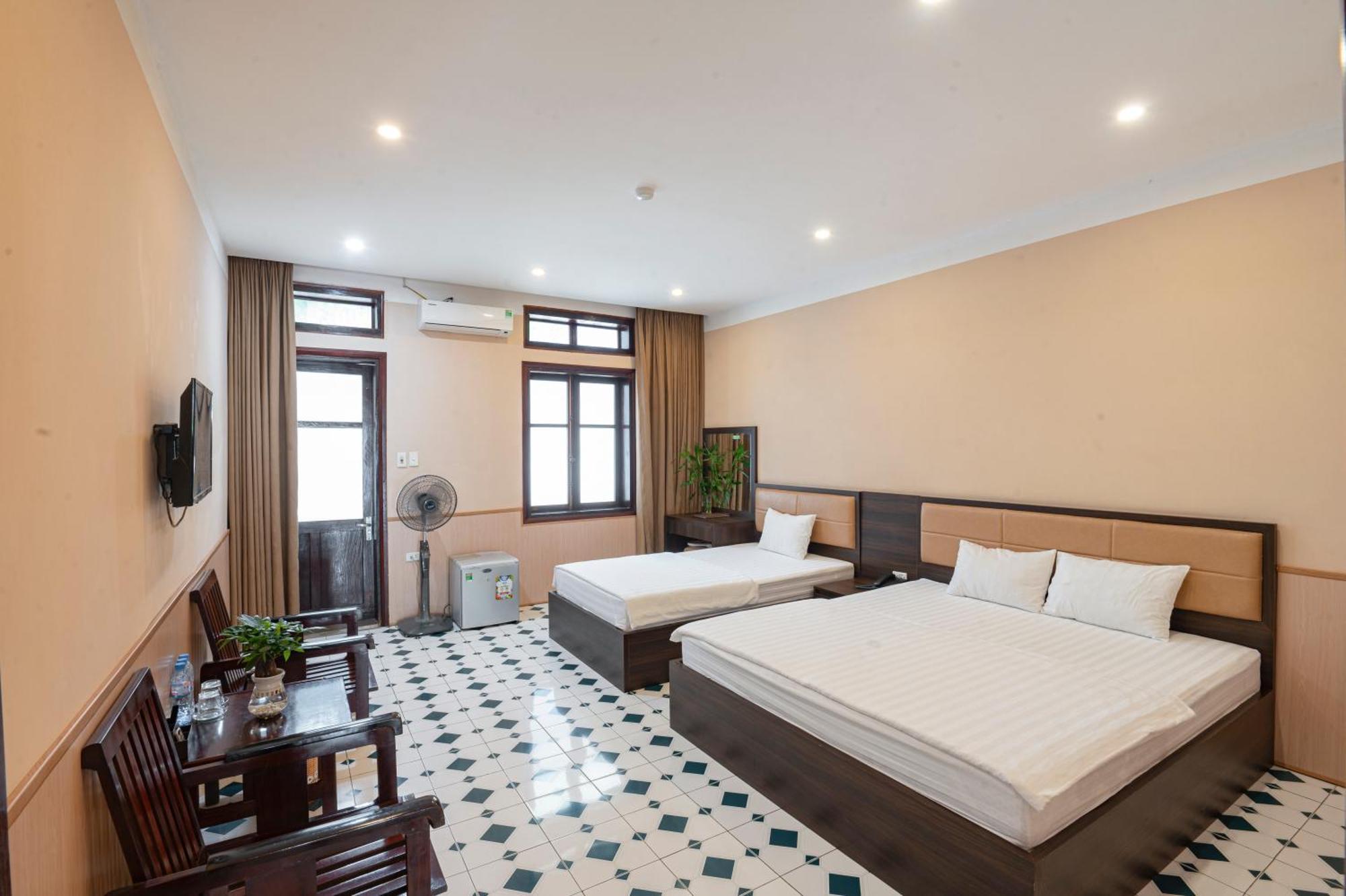 Hotel Khach San Det à Nam Dinh Extérieur photo