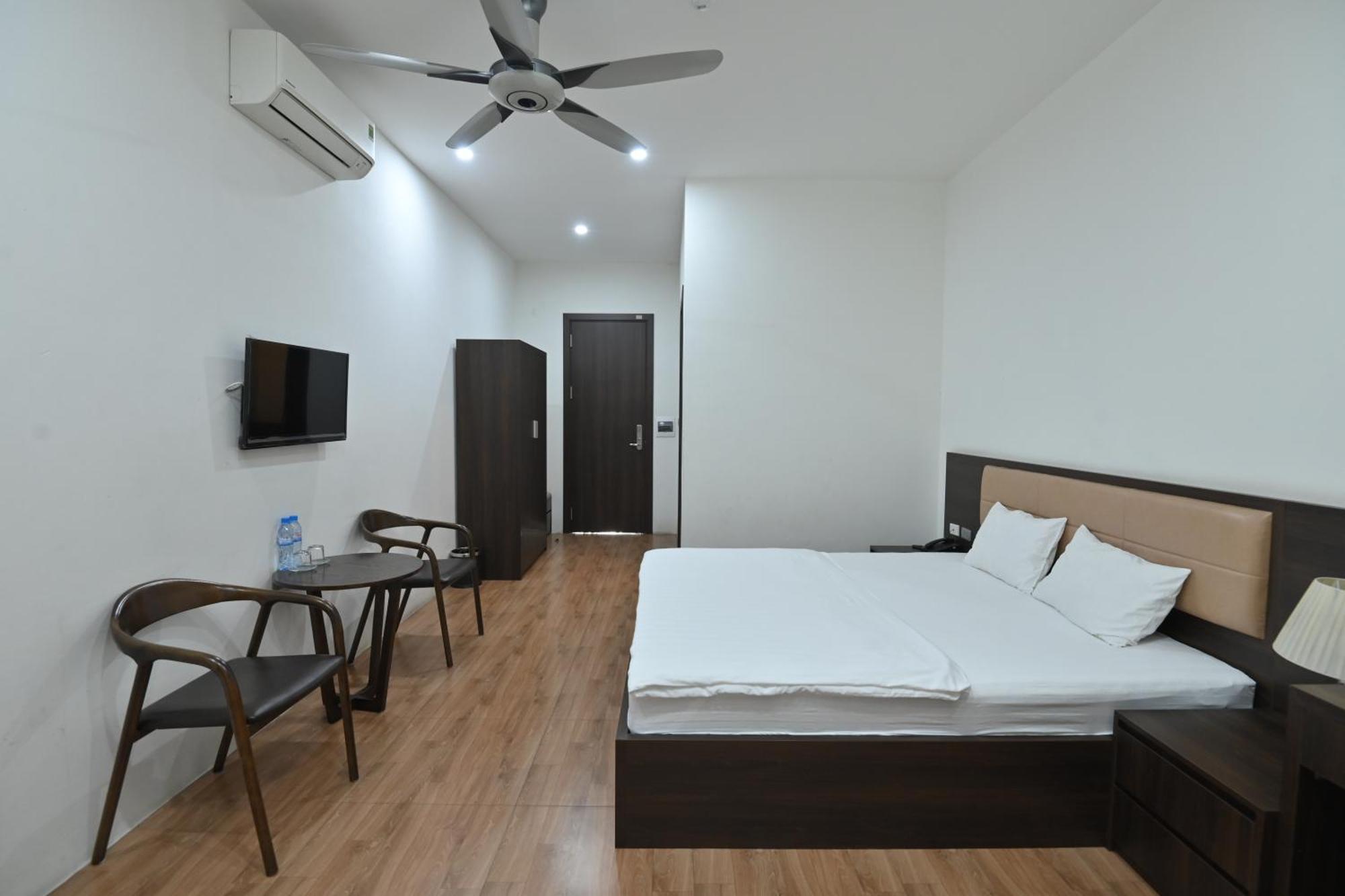Hotel Khach San Det à Nam Dinh Extérieur photo