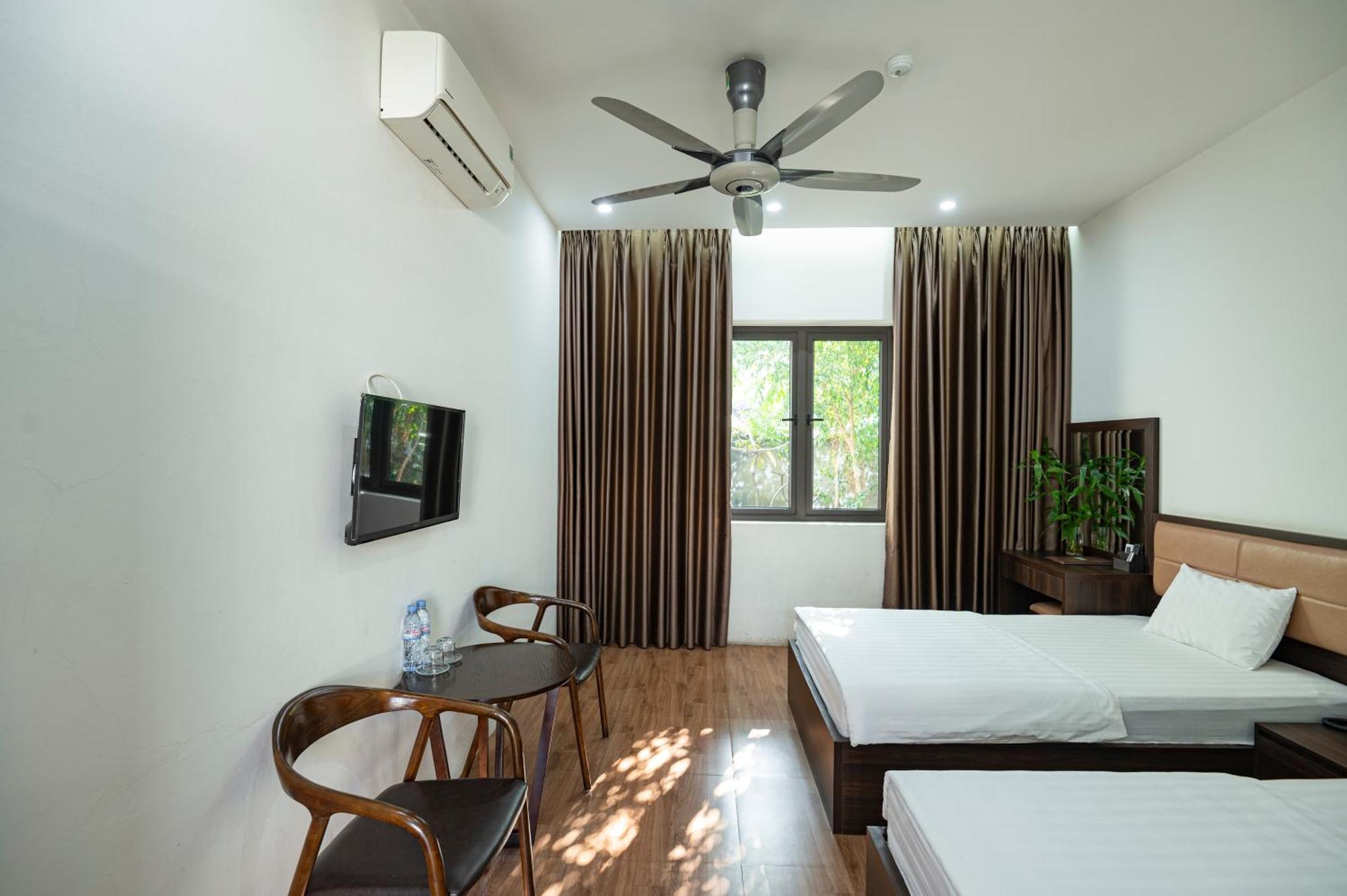 Hotel Khach San Det à Nam Dinh Extérieur photo